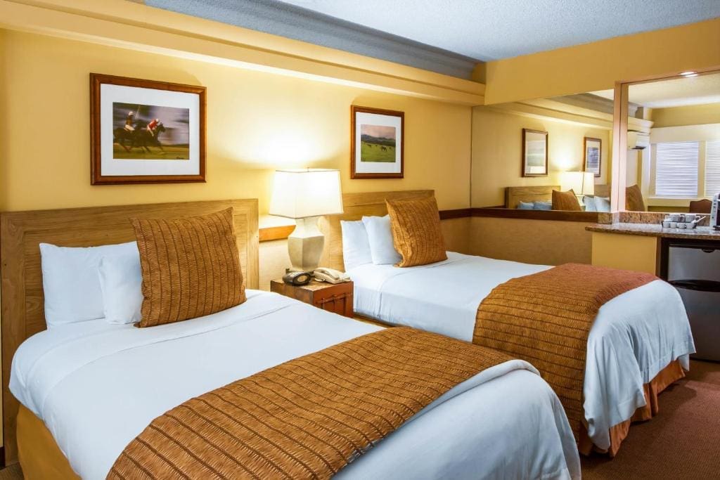 Deluxe Two Double Beds